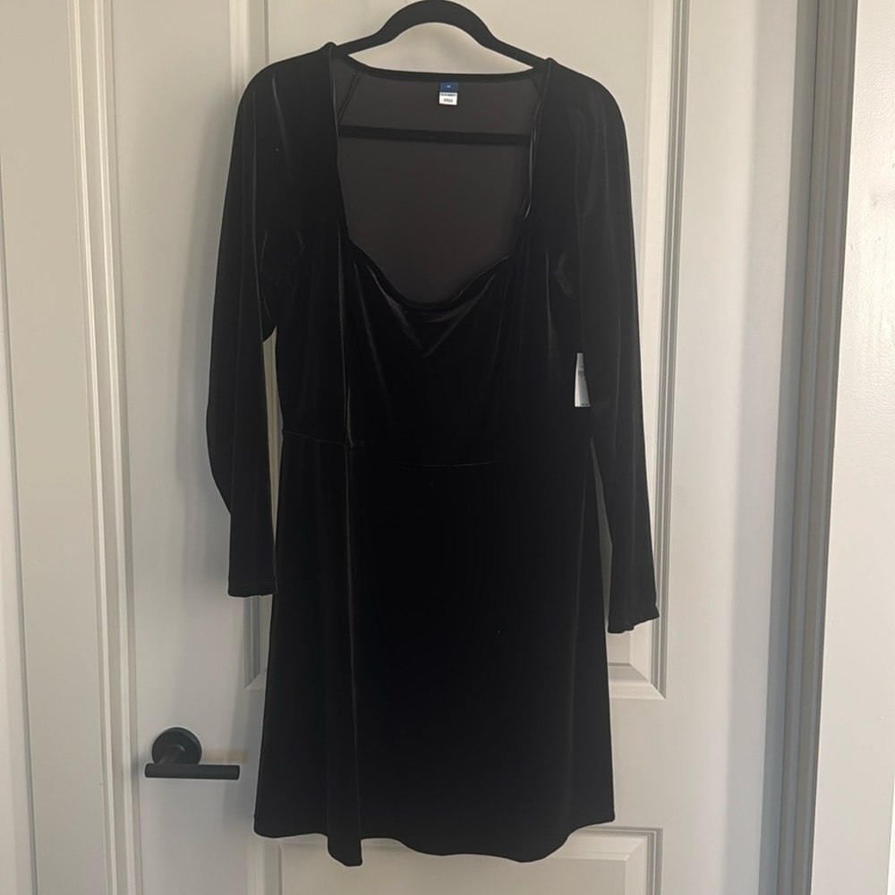 Black velvet dress